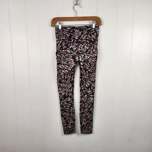 Lululemon Fast and Free Tight II 25" Leggings Nulux Kaleidoscopic Pink Size 4 - Picture 8 of 12
